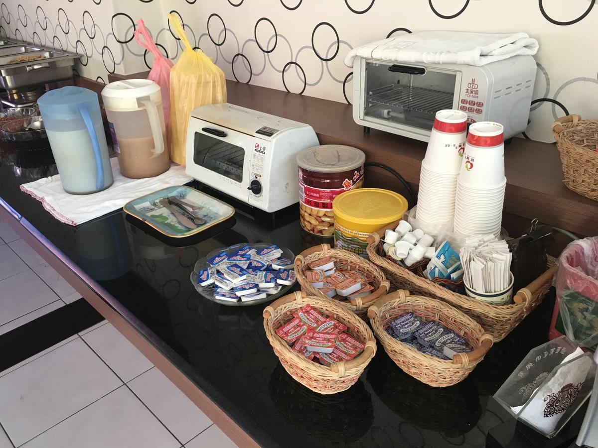 Treasure Island Motel - Renwu Kaohsiung Eksteriør billede